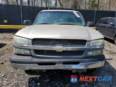 Piąte zdjęcie samochodu w środku: 2004 CHEVROLET SILVERADO C1500 VIN:1GCEC14X94Z127955 - miniatura