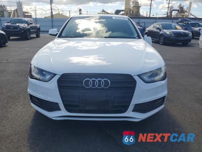 Piąte zdjęcie samochodu w środku: 2016 AUDI A4 PREMIUM S-LINE VIN:WAUAFAFL4GN010907 - miniatura