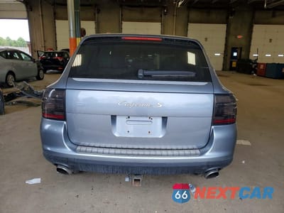 Zdjęcie 6 z 13 samochodu: 2004 PORSCHE CAYENNE VIN:WP1AB29P14LA71236 - miniatura