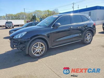 2012 PORSCHE CAYENNE WP1AA2A24CLA02624 - główne zdjęcie licytacji z USA - miniatura