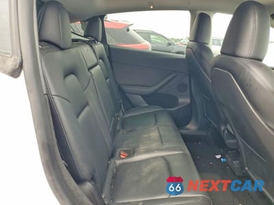 Zdjęcie 10 z 12 samochodu: 2022 TESLA MODEL Y VIN:7SAYGDEE8NA012920 - miniatura