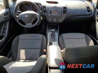 Zdjęcie 8 z 12 samochodu: 2014 KIA FORTE5 VIN:KNAFX5A81E5165280 - miniatura