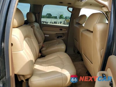 Zdjęcie 11 z 13 samochodu: 2000 CHEVROLET SUBURBAN C1500 VIN:3GNEC16T0YG145395 - miniatura