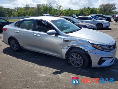 Czwarte zdjęcie samochodu z boku: 2019 KIA OPTIMA LX VIN:5XXGT4L30KG341757 - miniatura