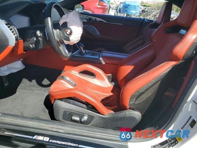 Zdjęcie 7 z 12 samochodu: 2022 BMW M8 VIN:WBSDZ0C01NCH58191 - miniatura