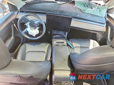 Zdjęcie 8 z 13 samochodu: 2024 TESLA MODEL Y VIN:7SAYGDEEXRA246904 - miniatura