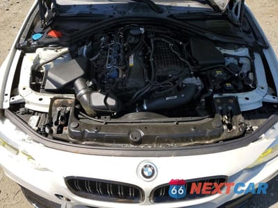 Zdjęcie 11 z 12 samochodu: 2017 BMW 340 XI VIN:WBA8B7G51HNU37461 - miniatura