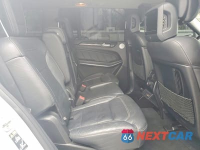 Zdjęcie 11 z 13 samochodu: 2016 MERCEDES-BENZ GL 550 4MATIC VIN:4JGDF7DE8GA648667 - miniatura