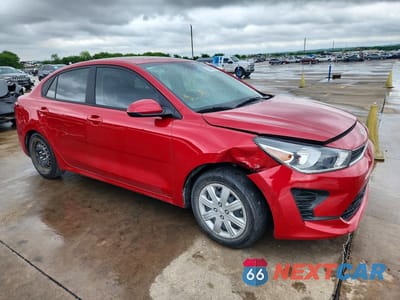 Czwarte zdjęcie samochodu z boku: 2022 KIA RIO S VIN:3KPA24AD0NE439107 - miniatura