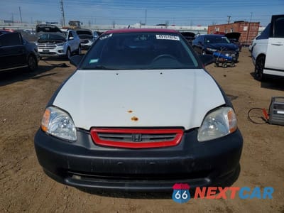 Piąte zdjęcie samochodu w środku: 1998 HONDA CIVIC DX VIN:2HGEJ644XWH107999 - miniatura