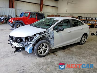 2017 CHEVROLET CRUZE LT 1G1BE5SM2H7276862 - główne zdjęcie licytacji z USA - miniatura