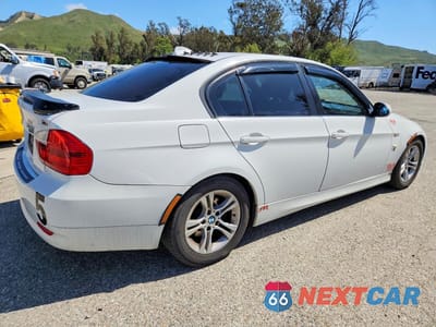 Trzecie zdjęcie samochodu z tyłu: 2008 BMW 328 I SULEV VIN:WBAVC53598F010582 - miniatura