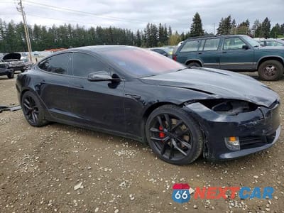 Czwarte zdjęcie samochodu z boku: 2017 TESLA MODEL S VIN:5YJSA1E48HF200449 - miniatura