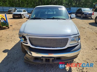 Piąte zdjęcie samochodu w środku: 2002 FORD F150 VIN:2FTRX17W72CA06182 - miniatura