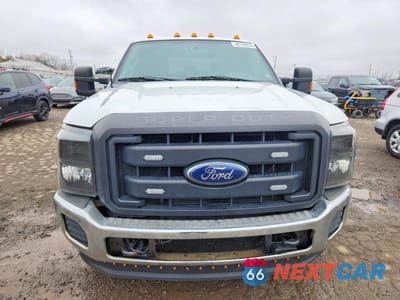 Piąte zdjęcie samochodu w środku: 2011 FORD F350 SUPER DUTY VIN:1FT8W3BT7BEC56099 - miniatura