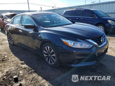 Czwarte zdjęcie samochodu z boku: 2016 NISSAN ALTIMA 2.5 VIN:1N4AL3AP3GN310932 - miniatura
