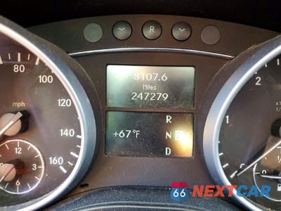 Zdjęcie 9 z 13 samochodu: 2008 MERCEDES-BENZ GL 320 CDI VIN:4JGBF22E88A313200 - miniatura