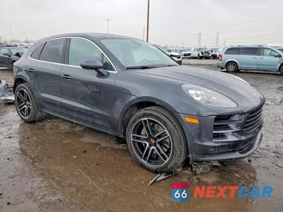 Czwarte zdjęcie samochodu z boku: 2019 PORSCHE MACAN S VIN:WP1AB2A5XKLB30825 - miniatura