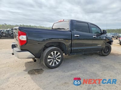 Trzecie zdjęcie samochodu z tyłu: 2019 TOYOTA TUNDRA CREWMAX LIMITED VIN:5TFFY5F18KX250290 - miniatura