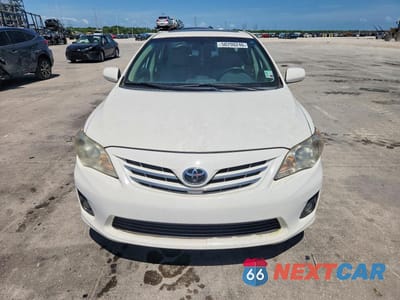 Piąte zdjęcie samochodu w środku: 2013 TOYOTA COROLLA VIN:5YFBU4EE7DP114100 - miniatura