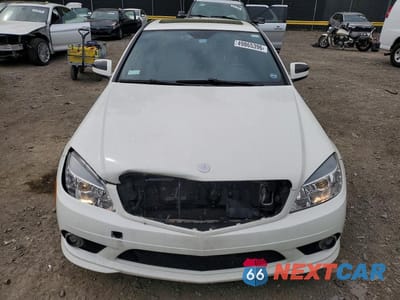 Piąte zdjęcie samochodu w środku: 2009 MERCEDES-BENZ C 300 VIN:WDDGF54X39R054814 - miniatura