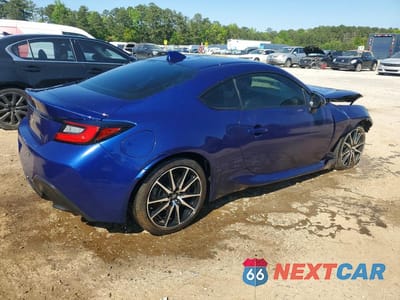 Trzecie zdjęcie samochodu z tyłu: 2023 TOYOTA GR86 BASE VIN:JF1ZNBB18P9757461 - miniatura