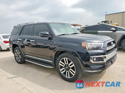 Czwarte zdjęcie samochodu z boku: 2017 TOYOTA 4RUNNER LIMITED VIN:JTEZU5JR4H5151035 - miniatura