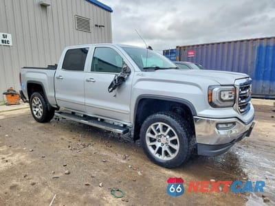 Czwarte zdjęcie samochodu z boku: 2017 GMC SIERRA K1500 SLT VIN:3GTU2NEC2HG145589 - miniatura