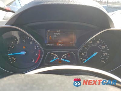 Zdjęcie 9 z 13 samochodu: 2017 FORD ESCAPE TITANIUM VIN:1FMCU9JD4HUD99356 - miniatura