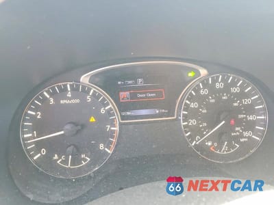 Zdjęcie 9 z 13 samochodu: 2017 NISSAN PATHFINDER S VIN:5N1DR2MM4HC661245 - miniatura