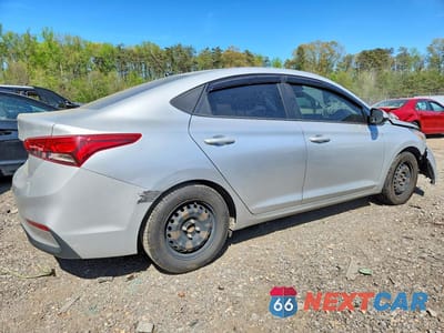Trzecie zdjęcie samochodu z tyłu: 2020 HYUNDAI ACCENT SE VIN:3KPC24A68LE097235 - miniatura