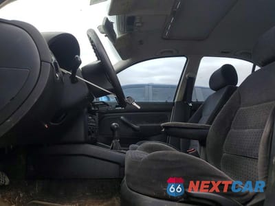 Zdjęcie 7 z 12 samochodu: 2000 VOLKSWAGEN JETTA GLS TDI VIN:3VWSF29M8YM046769 - miniatura