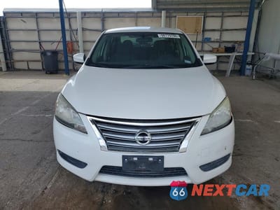 Piąte zdjęcie samochodu w środku: 2013 NISSAN SENTRA S VIN:3N1AB7AP3DL682967 - miniatura