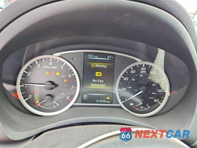 Zdjęcie 9 z 12 samochodu: 2017 NISSAN SENTRA SV VIN:3N1AB7AP4HL648073 - miniatura