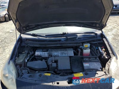 Zdjęcie 11 z 12 samochodu: 2010 TOYOTA PRIUS III VIN:JTDKN3DU4A1312746 - miniatura