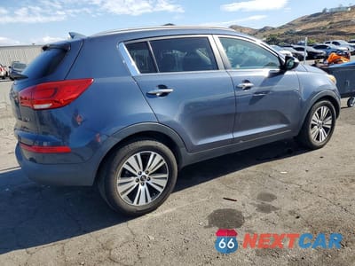 Trzecie zdjęcie samochodu z tyłu: 2015 KIA SPORTAGE EX VIN:KNDPC3AC9F7761349 - miniatura