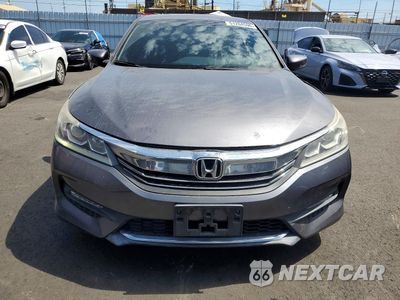 Piąte zdjęcie samochodu w środku: 2016 HONDA ACCORD SPORT VIN:1HGCR2F53GA112038 - miniatura