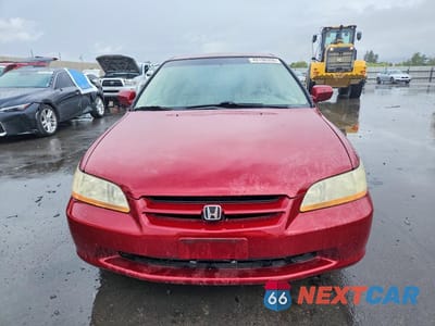 Piąte zdjęcie samochodu w środku: 2000 HONDA ACCORD SE VIN:JHMCG6691YC017819 - miniatura