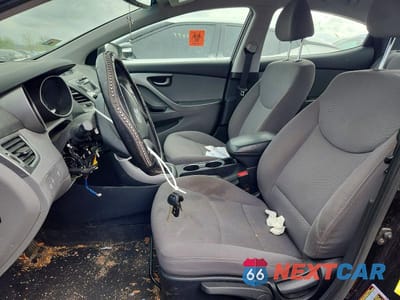 Zdjęcie 7 z 12 samochodu: 2015 HYUNDAI ELANTRA SE VIN:KMHDH4AE3FU310104 - miniatura