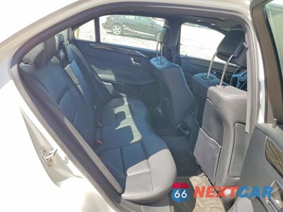 Zdjęcie 10 z 11 samochodu: 2016 MERCEDES-BENZ E 350 VIN:WDDHF5KB8GB244819 - miniatura