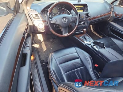 Zdjęcie 8 z 12 samochodu: 2011 MERCEDES-BENZ E 350 VIN:WDDKK5GF0BF100955 - miniatura