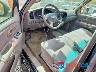Zdjęcie 8 z 12 samochodu: 2001 TOYOTA TUNDRA SR5 VIN:5TBRT34191S157892 - miniatura