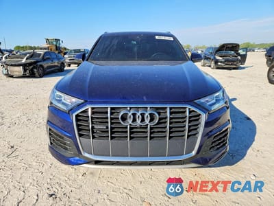 Piąte zdjęcie samochodu w środku: 2021 AUDI Q7 PREMIUM PLUS VIN:WA1LJAF74MD026694 - miniatura