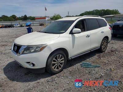 2016 NISSAN PATHFINDER SV 5N1AR2MN7GC602524 - główne zdjęcie licytacji z USA - miniatura