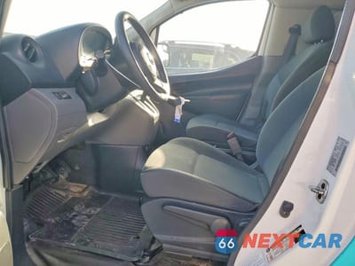 Zdjęcie 7 z 12 samochodu: 2015 NISSAN NV200 DELIVERY VAN VIN:3N6CM0KN9FK713665 - miniatura