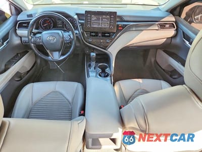 Zdjęcie 8 z 12 samochodu: 2022 TOYOTA CAMRY SE VIN:4T1G11AK0NU674713 - miniatura