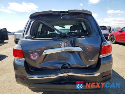 Zdjęcie 6 z 12 samochodu: 2013 TOYOTA HIGHLANDER BASE VIN:5TDBK3EH1DS202674 - miniatura