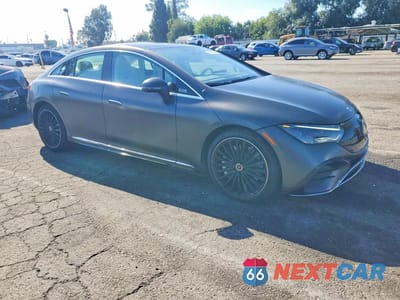 Czwarte zdjęcie samochodu z boku: 2023 MERCEDES-BENZ EQE SEDAN 350 4MATIC VIN:W1KEG1CB8PF037959 - miniatura