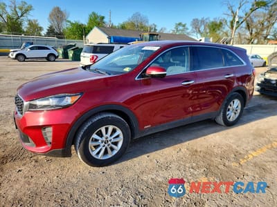 2019 KIA SORENTO LX 5XYPGDA38KG506019 - główne zdjęcie licytacji z USA - miniatura