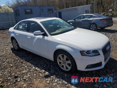 Czwarte zdjęcie samochodu z boku: 2011 AUDI A4 PREMIUM VIN:WAUAFAFL6BN033680 - miniatura